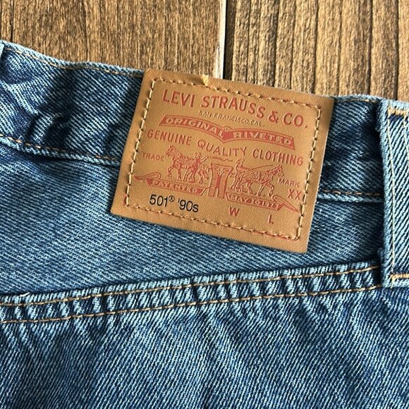 Levi’s Premium 501 90’s jeans | w26 L 30 - Picture 4 of 5